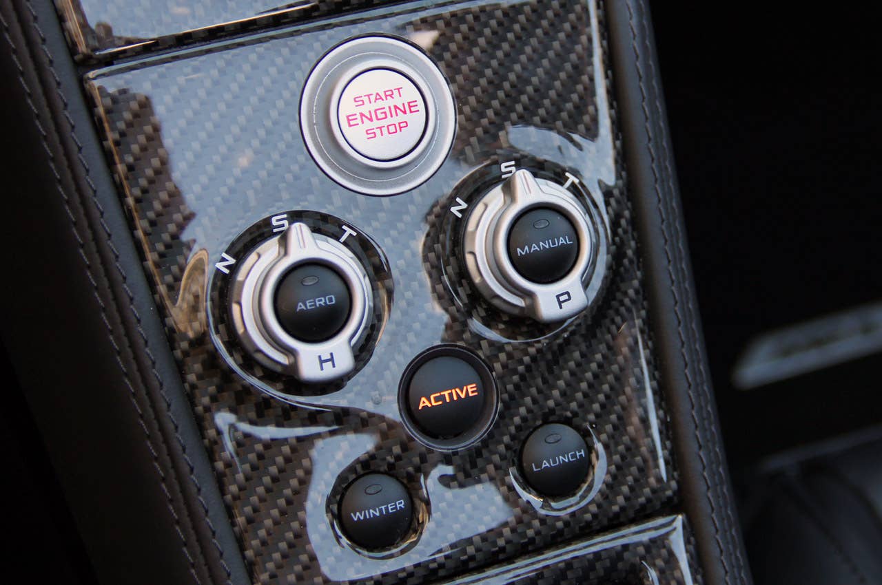 2013 McLaren MP4-12C Spider drive modes