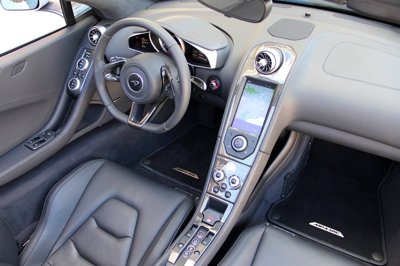 2013 McLaren MP4-12C Spider interior