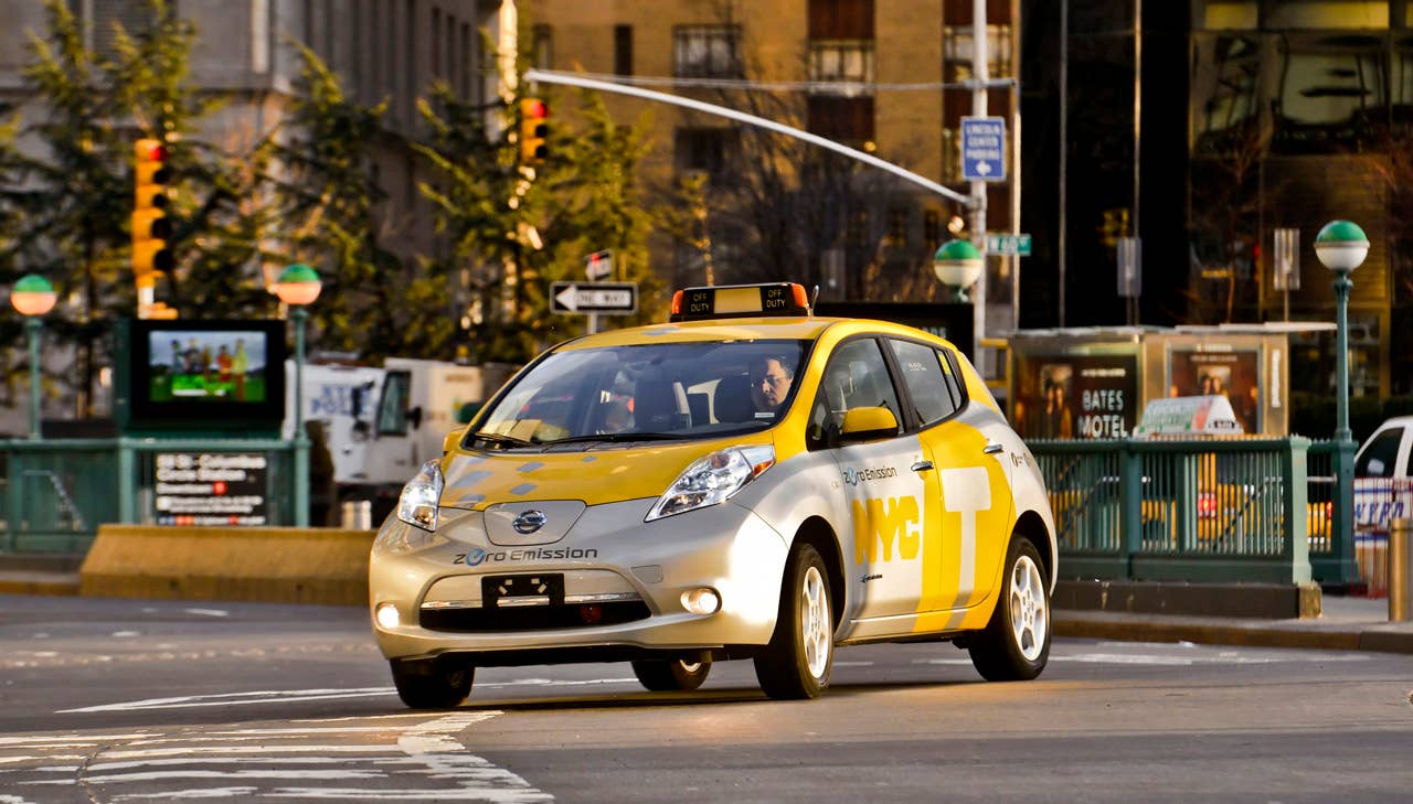 New York (Apr. 22, 2013) - To celebrate Earth Day, Nissan and New York City Mayor Michael Bloomberg today launched a new electric vehicle taxi pilot with the world's best-selling electric car, Nissan LEAF. This pilot program, which puts six LEAF taxis into service beginning this spring, will help Nissan, the city, the taxi industry and the public understand how zero emission vehicles can be integrated into future taxi fleets.