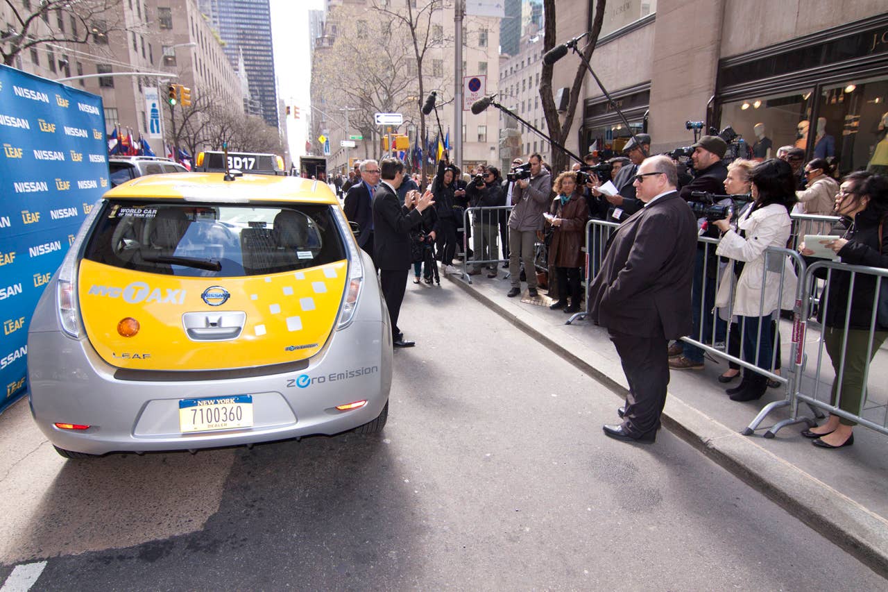 New York (Apr. 22, 2013) - To celebrate Earth Day, Nissan and New York City Mayor Michael Bloomberg today launched a new electric vehicle taxi pilot with the world's best-selling electric car, Nissan LEAF. This pilot program, which puts six LEAF taxis into service beginning this spring, will help Nissan, the city, the taxi industry and the public understand how zero emission vehicles can be integrated into future taxi fleets.