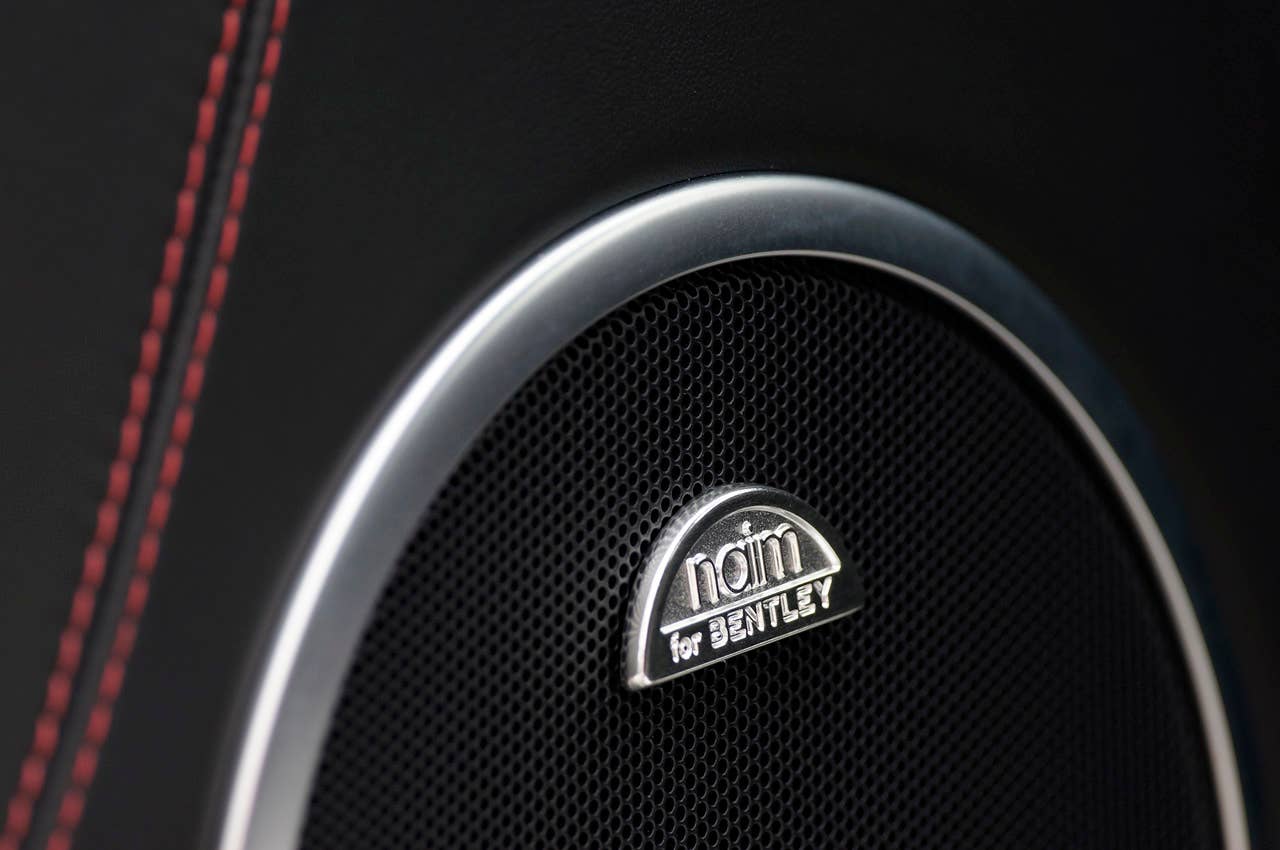 2013 Bentley Continental GT V8 speaker