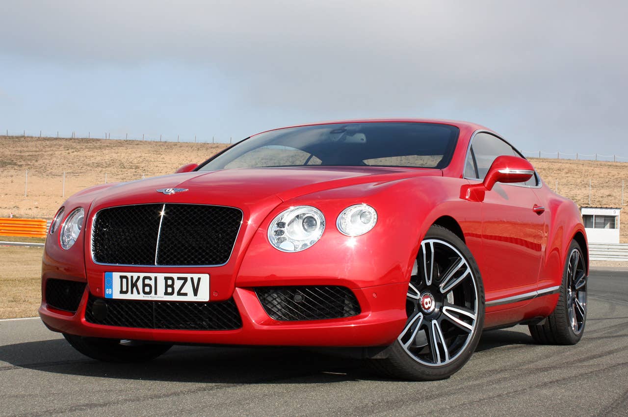 2013 Bentley Continental GT V8 front 3/4 view