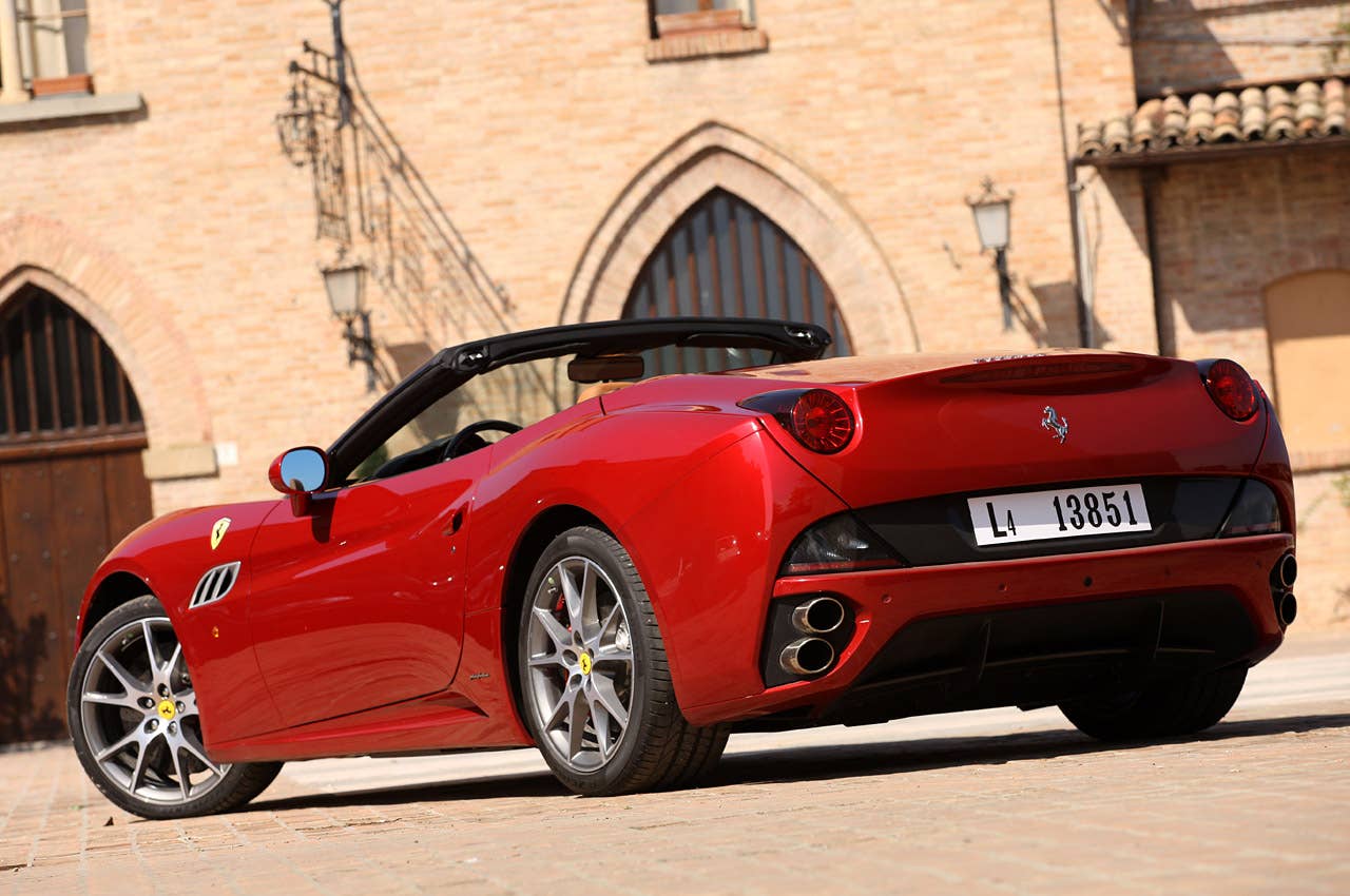 2013 Ferrari California rear 3/4 view