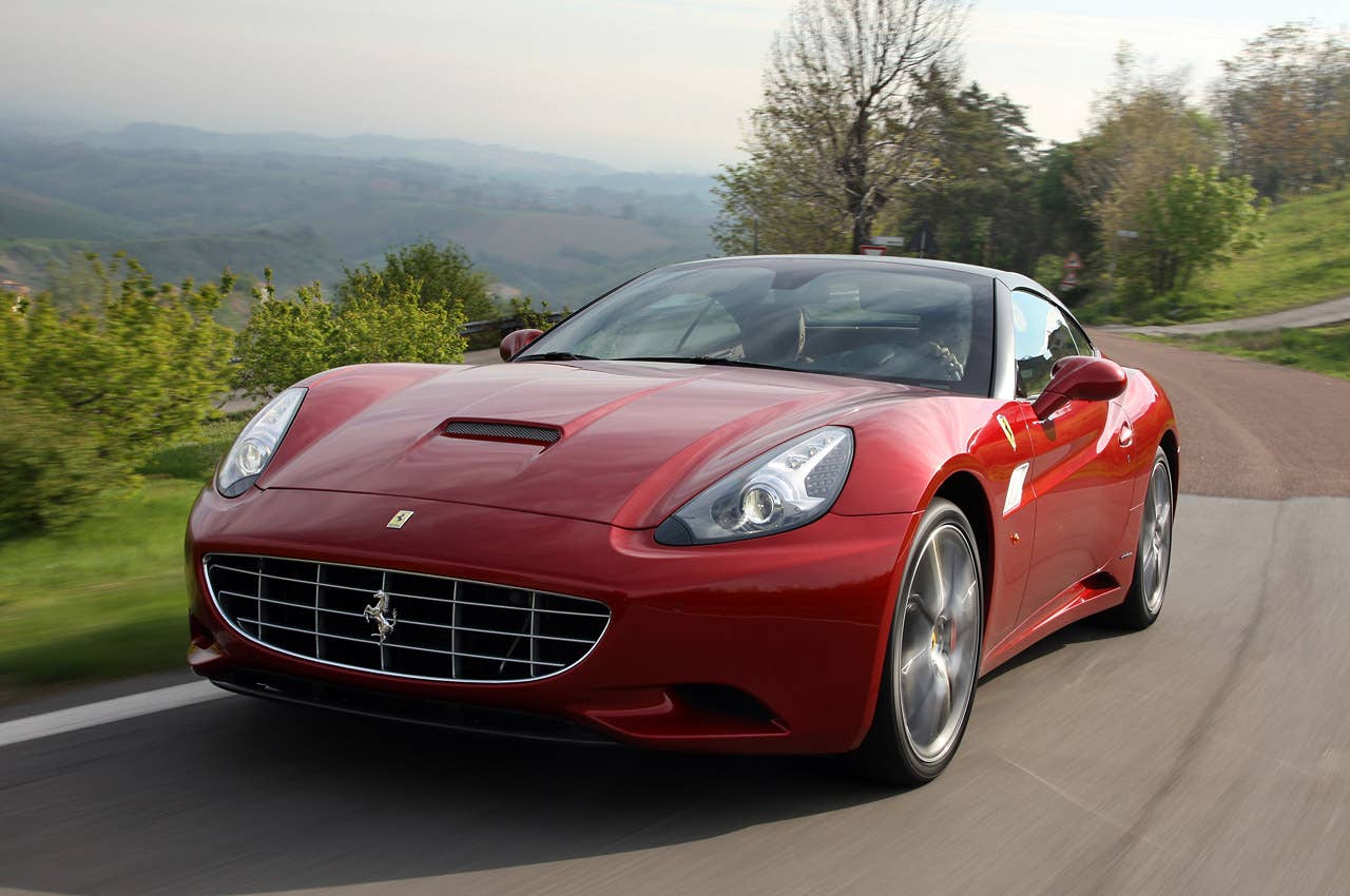2013 Ferrari California driving