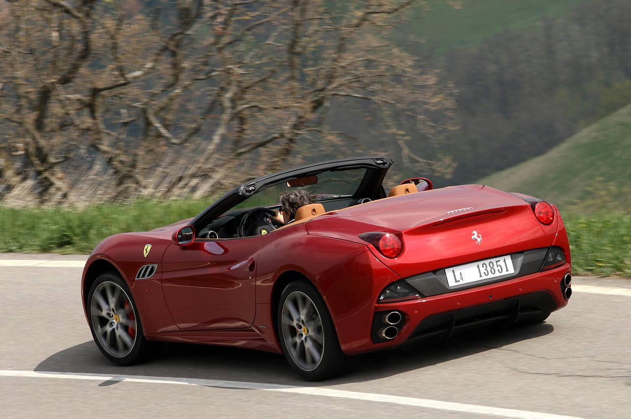 2013 Ferrari California driving