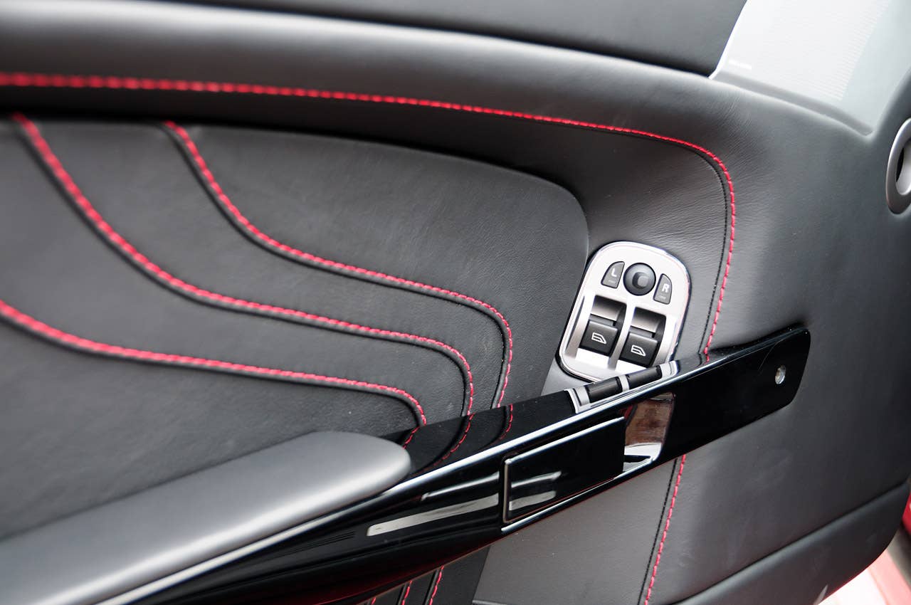 2011 Aston Martin V8 Vantage S door trim
