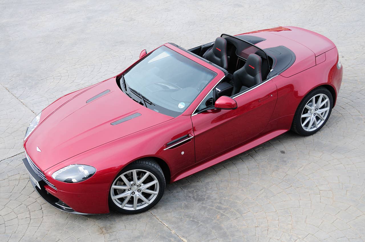 2011 Aston Martin V8 Vantage S front 3/4 view
