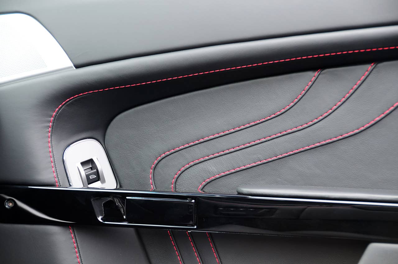 2011 Aston Martin V8 Vantage S door trim