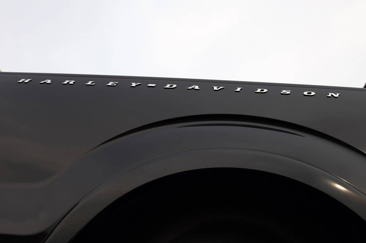 2011 Ford F-150 Harley-Davidson lettering