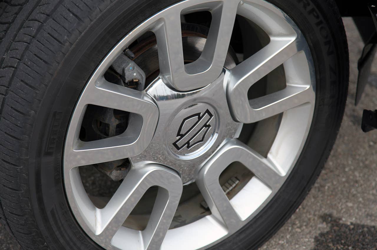 2011 Ford F-150 Harley-Davidson wheel