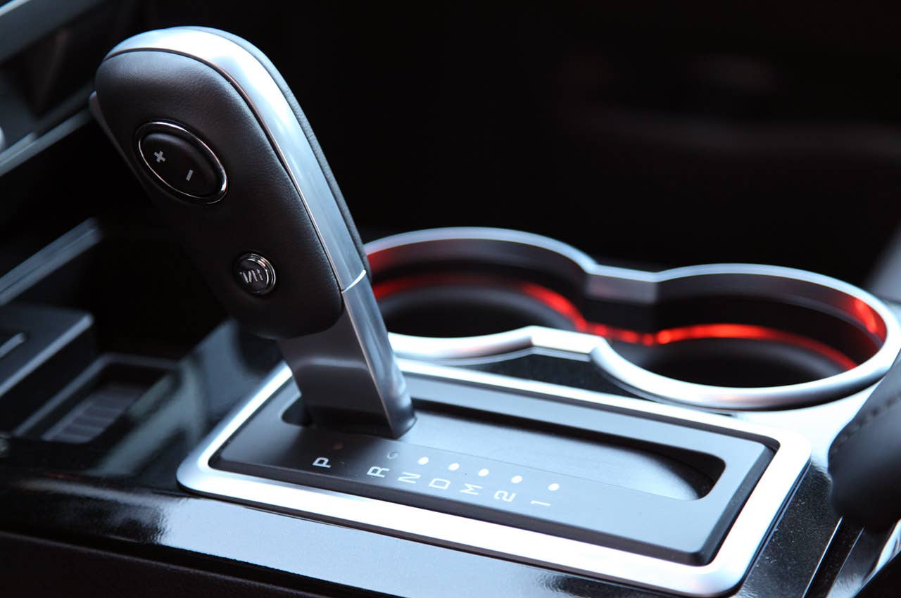 2011 Ford F-150 Harley-Davidson shifter