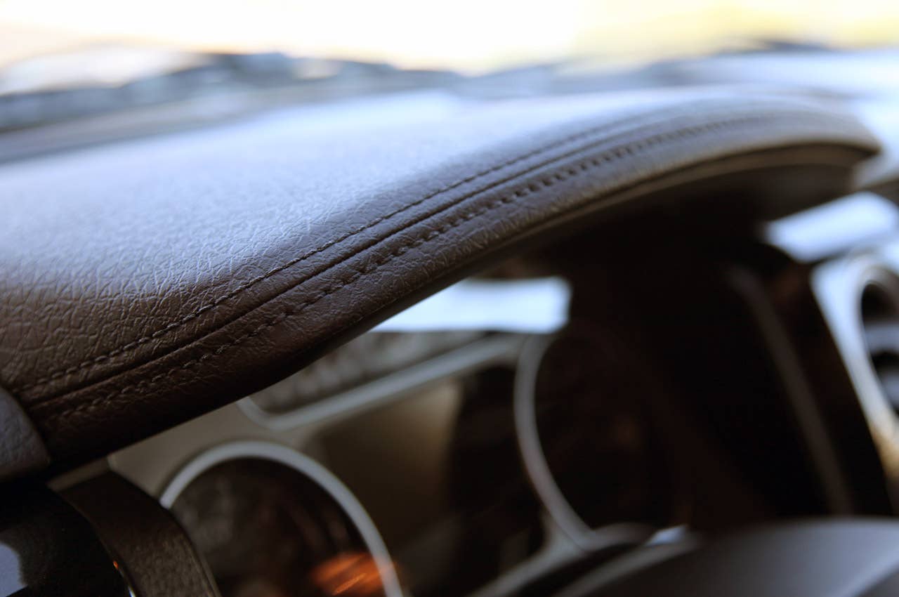 2011 Ford F-150 Harley-Davidson dash stitching