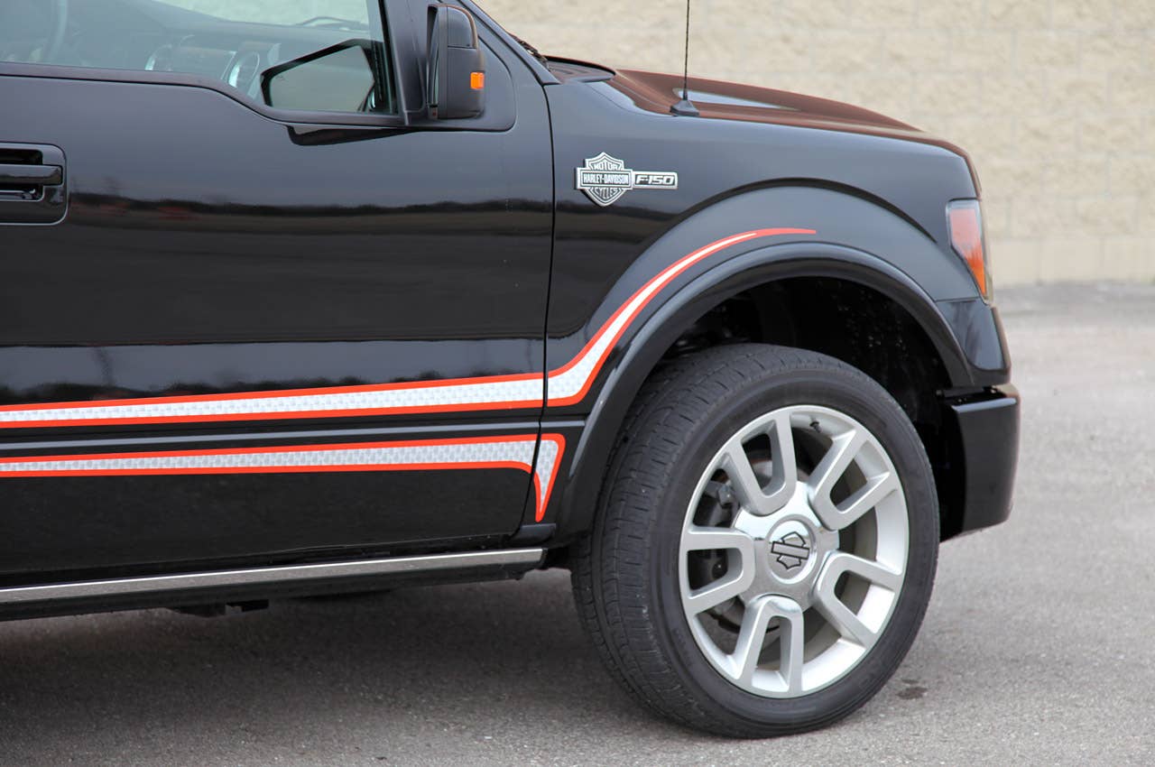2011 Ford F-150 Harley-Davidson side detail