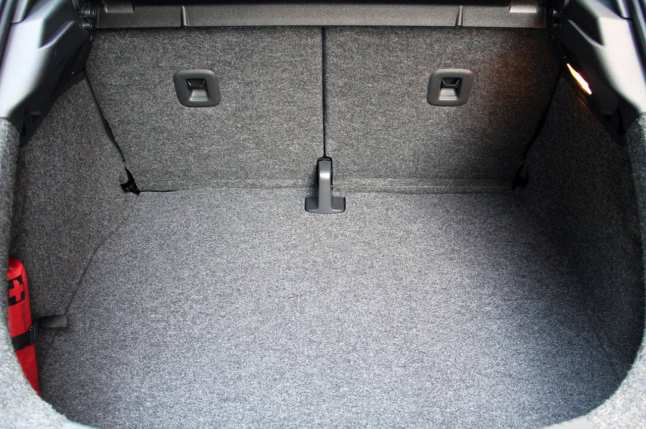 2012 Volkswagen Beetle Turbo rear cargo area