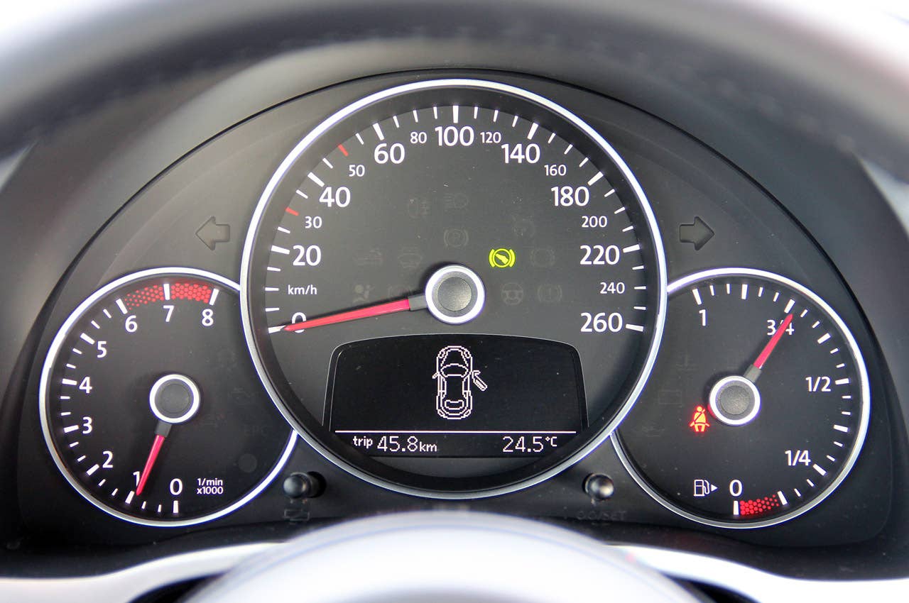 2012 Volkswagen Beetle Turbo gauges