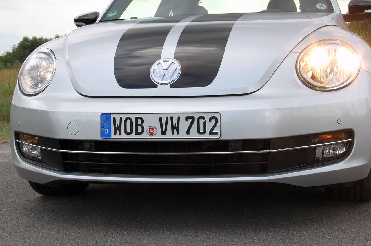 2012 Volkswagen Beetle Turbo front detail
