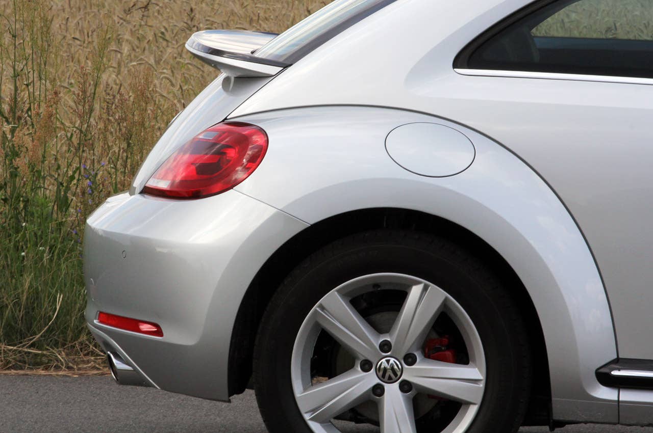 2012 Volkswagen Beetle Turbo rear fender