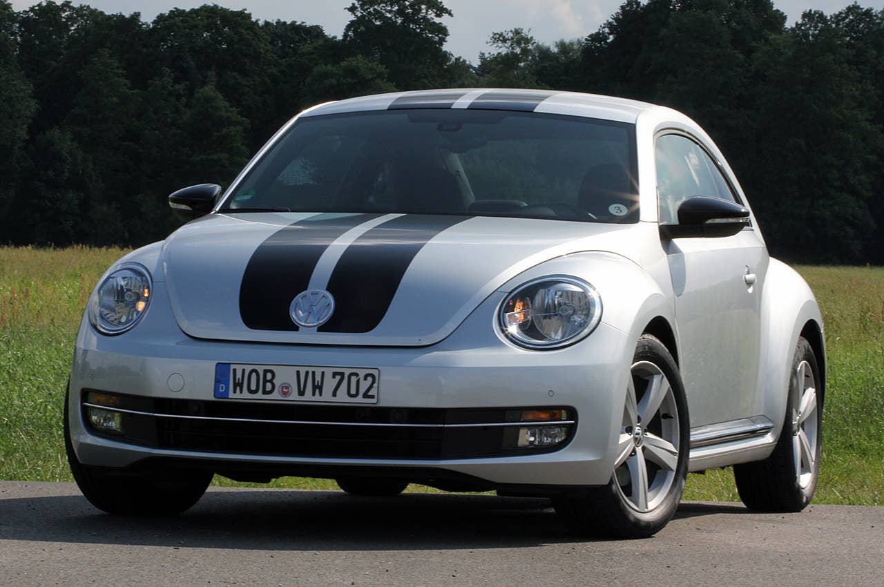 2012 Volkswagen Beetle Turbo front 3/4 view