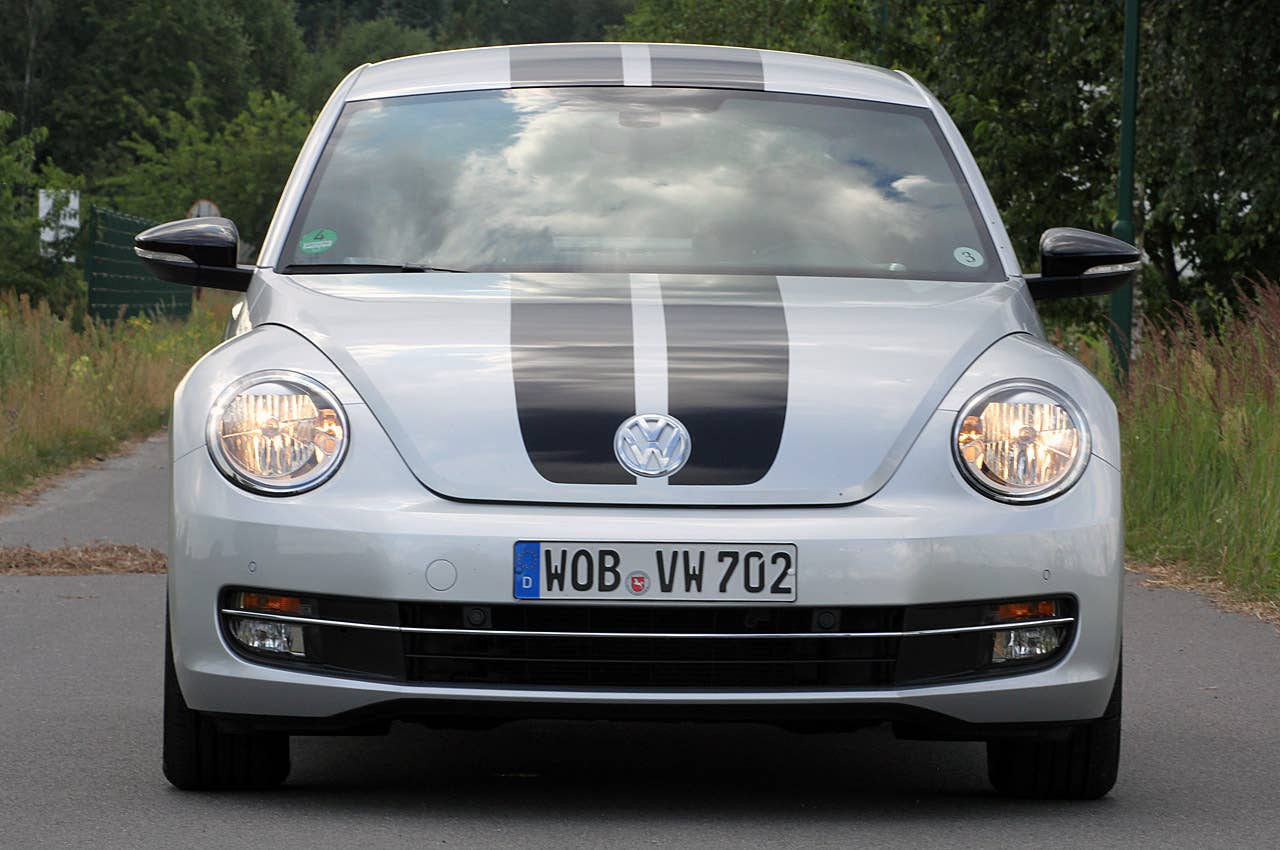 2012 Volkswagen Beetle Turbo front view