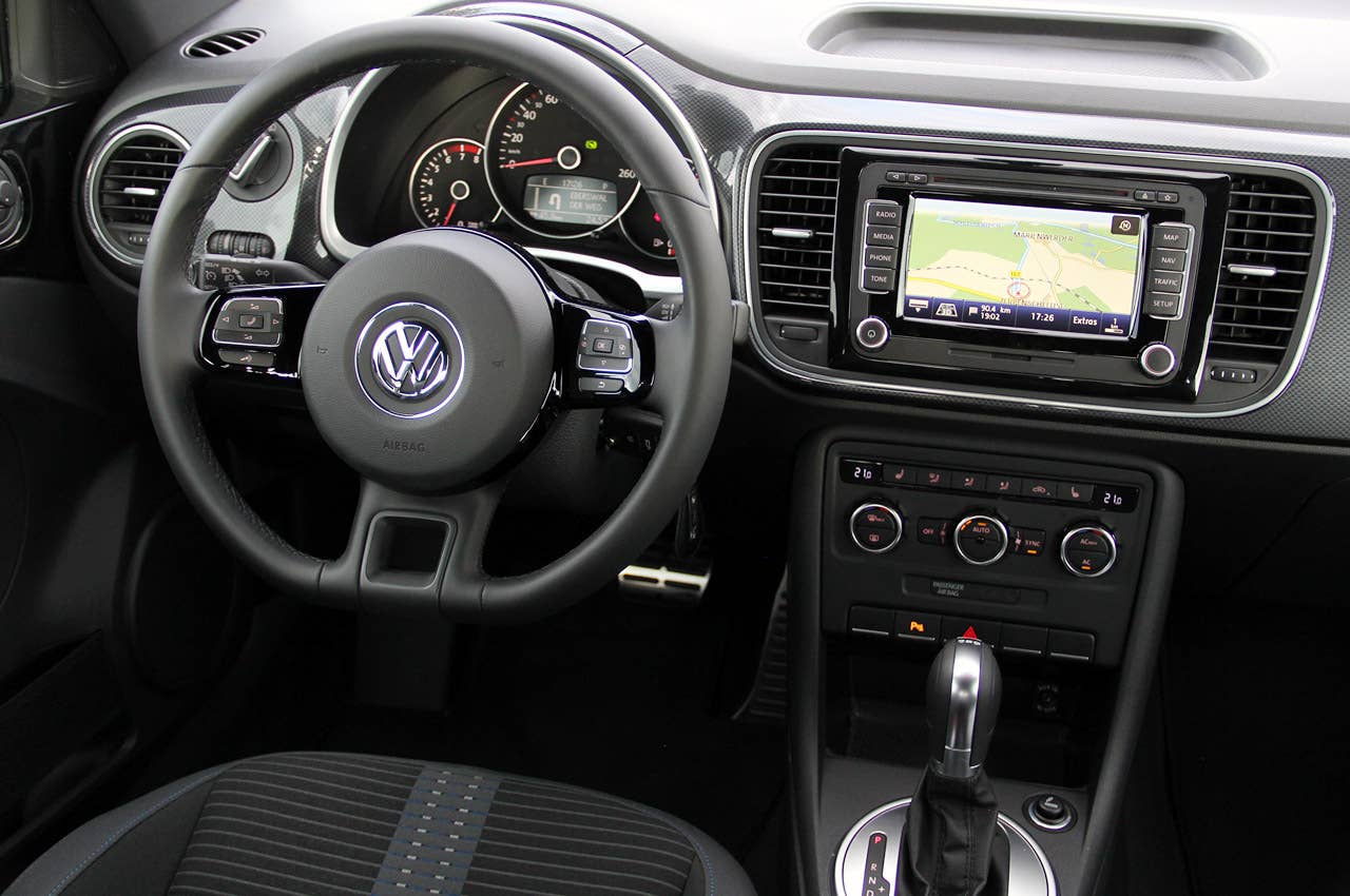 2012 Volkswagen Beetle Turbo interior