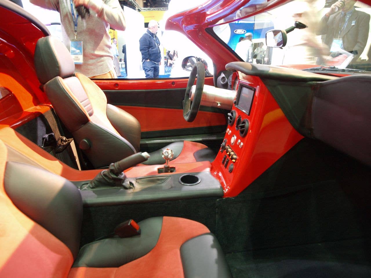 Li-Ion Motors Wave II and Inizio: Detroit 2011