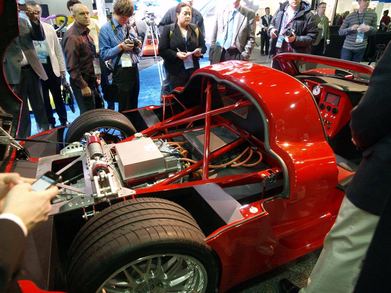 Li-Ion Motors Wave II and Inizio: Detroit 2011