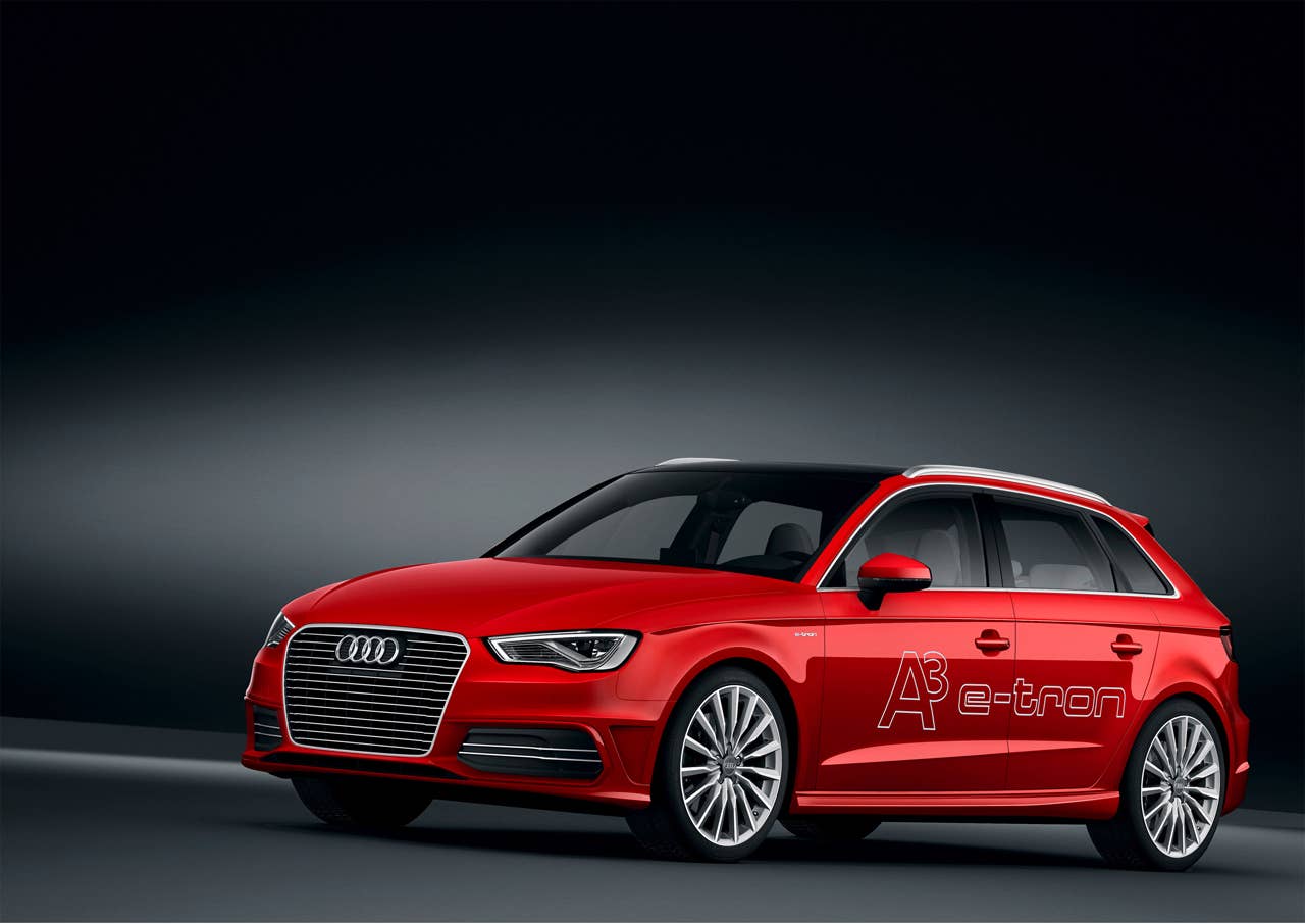 Audi A3 e-tron front 3/4