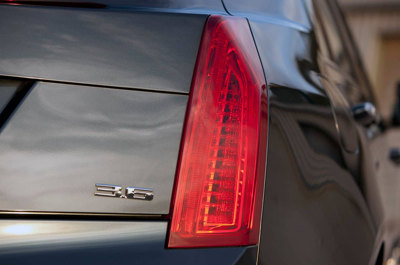 2013 Cadillac ATS 3.6 AWD taillight