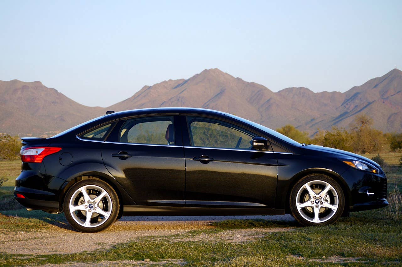 2012 Ford Focus Titanium side view