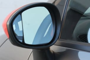 2013 Fiat 500e blind spot mirror