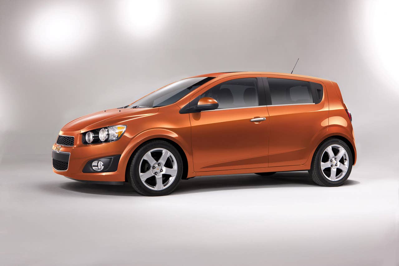2012 Chevrolet Sonic Hatchback side