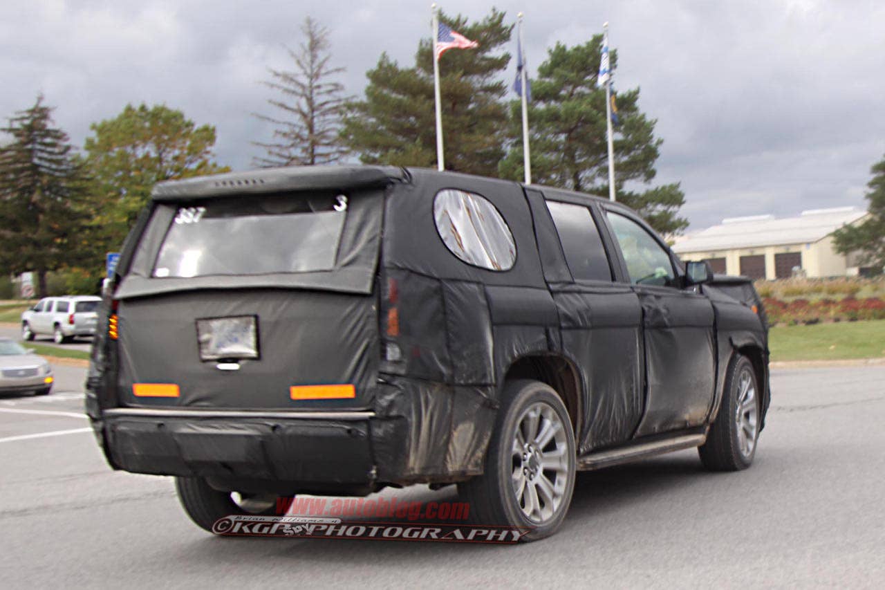 2014 Cadillac Escalade Spy Shots rear 3/4