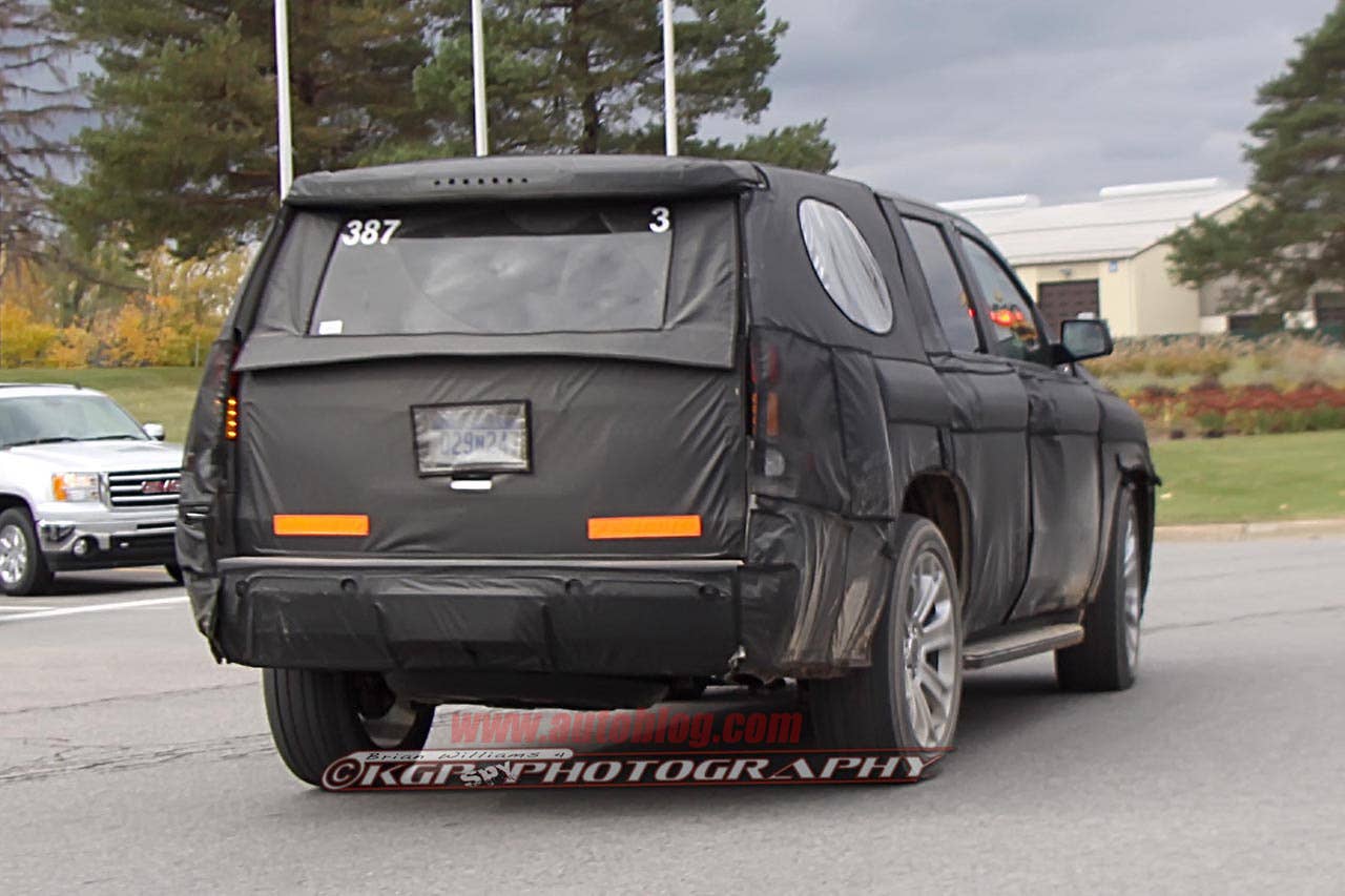 2014 Cadillac Escalade Spy Shots rear 3/4