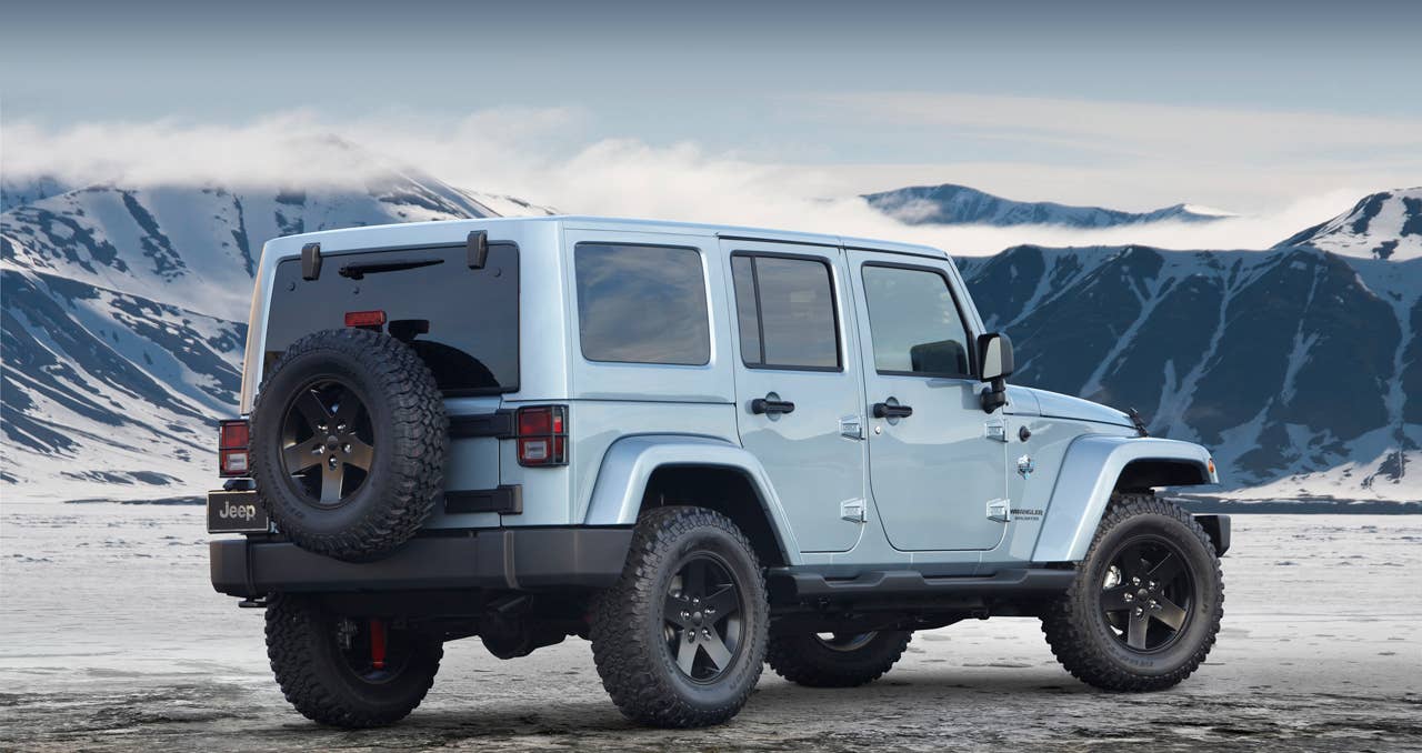 2012 Jeep Wrangler Arctic rear 3/4