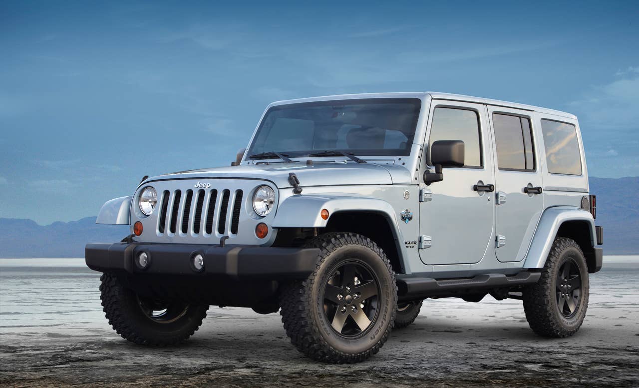 2012 Jeep Wrangler Arctic front 3/4