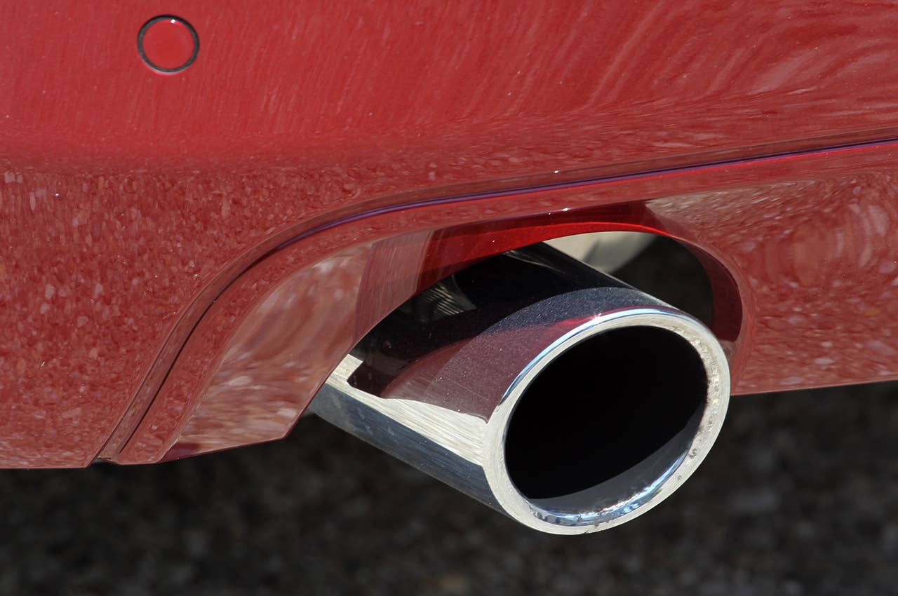 2012 BMW 6 Series Coupe exhaust tip