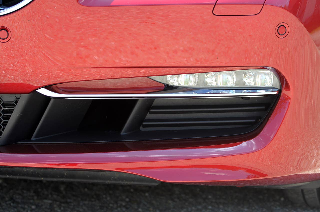 2012 BMW 6 Series Coupe front fascia