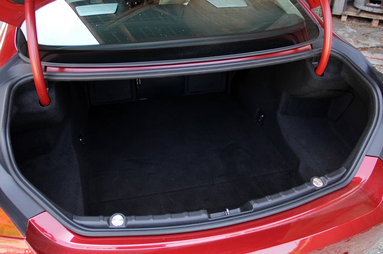 2012 BMW 6 Series Coupe trunk