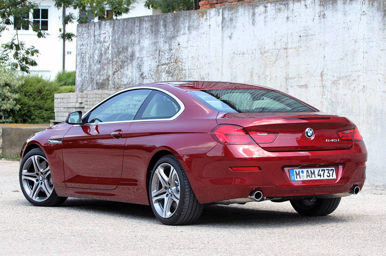 2012 BMW 6 Series Coupe rear 3/4 view