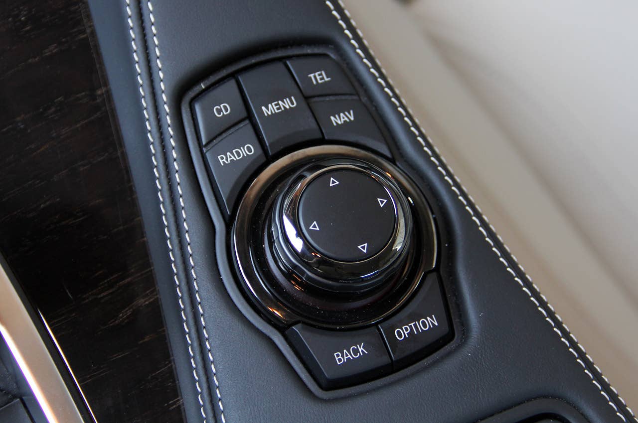2012 BMW 6 Series Coupe multimedia system controls