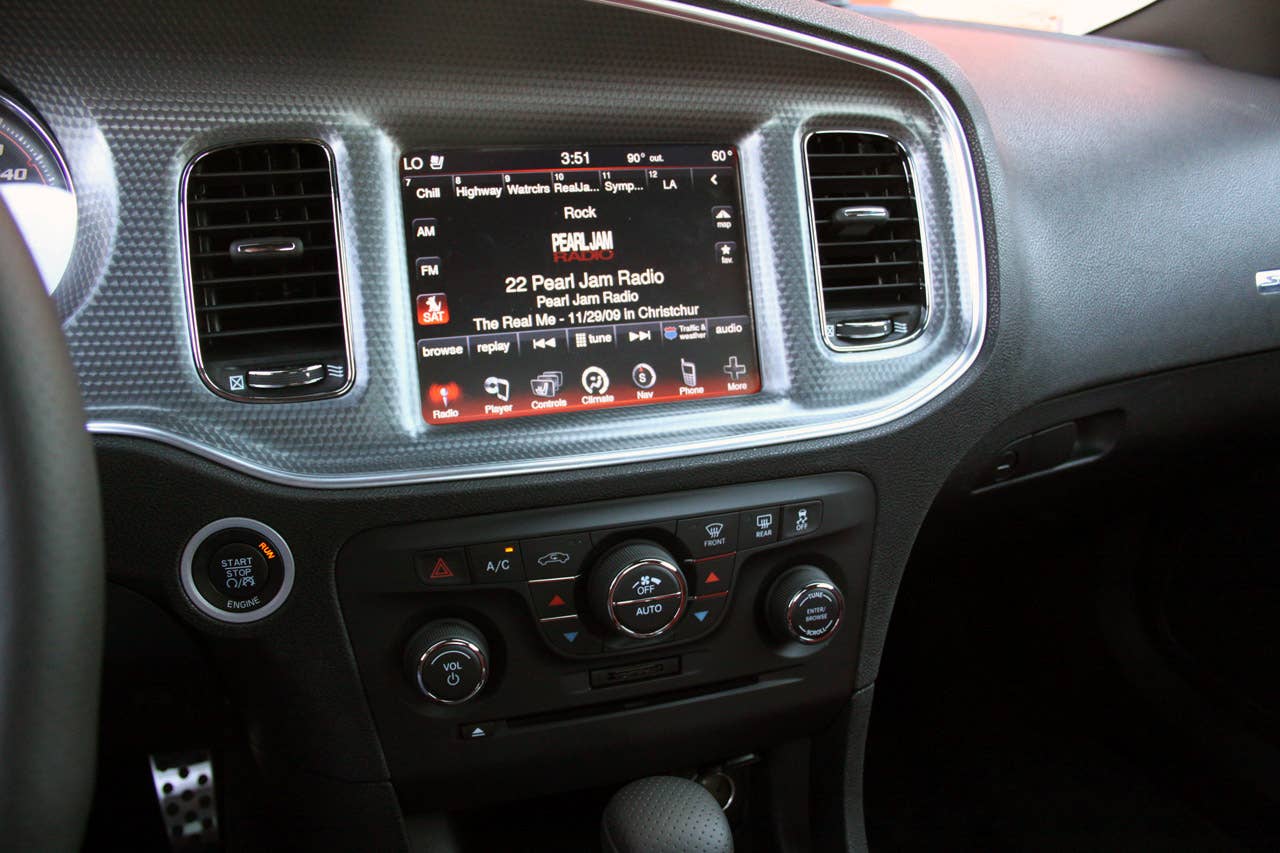 2012 Dodge Charger SRT8 instrument panel
