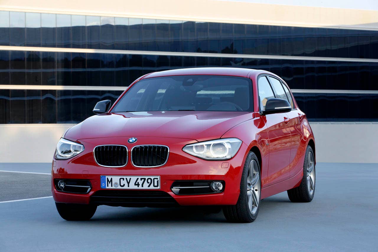 The new BMW 1 Series, Sport Line (06/2011)