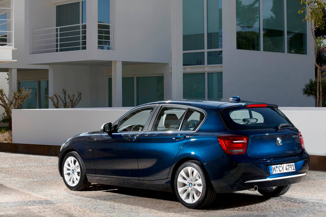 The new BMW 1 Series, Urban Line (06/2011)