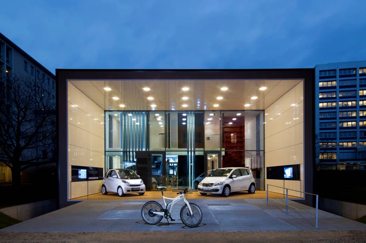 Daimler B-Class E-Cell Inductive Charging Tests