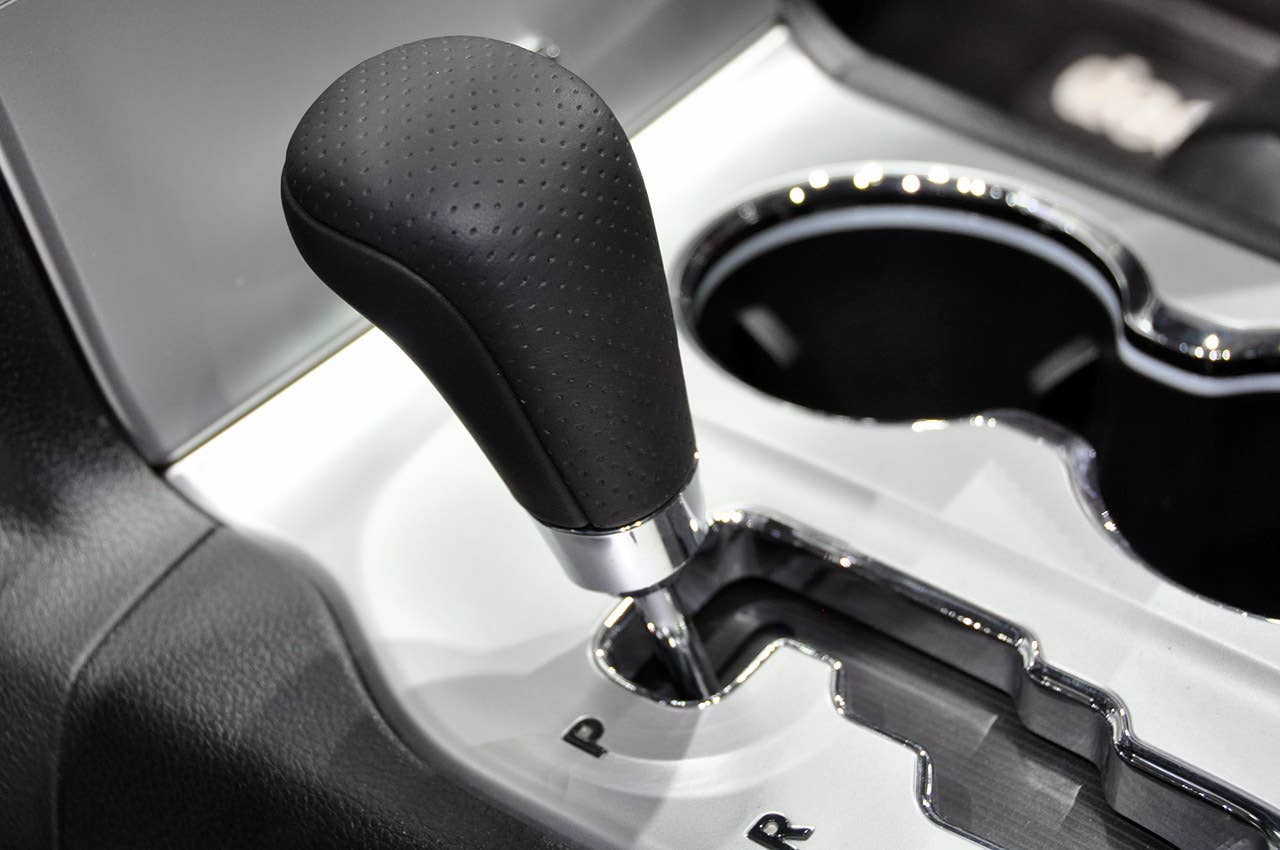 2012 Jeep Grand Cherokee SRT8 shifter at the 2011 New York Auto Show