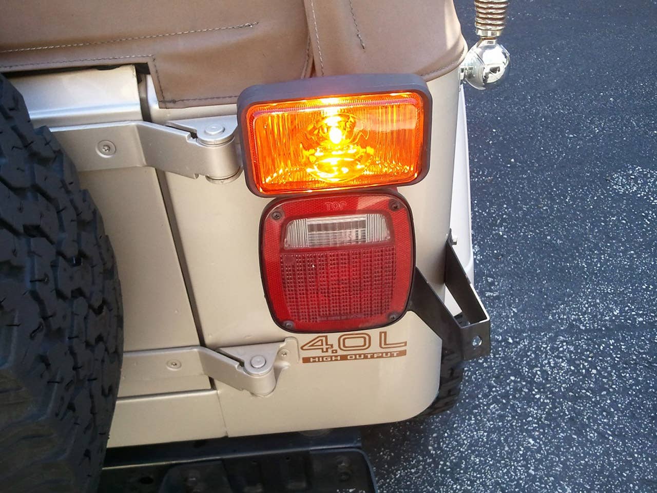 1995 Jeep Wrangler Sahara Jurassic Park