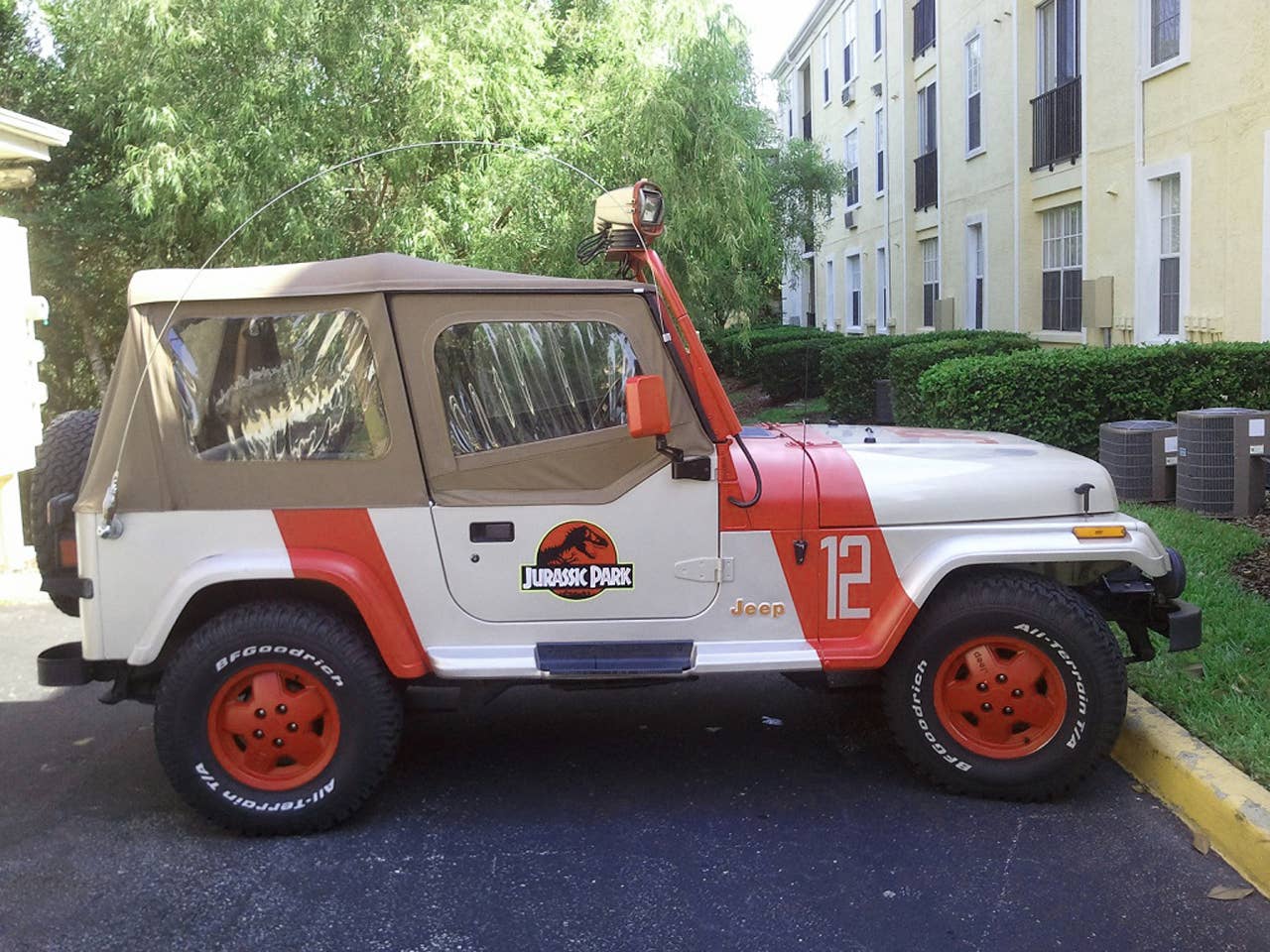1995 Jeep Wrangler Sahara Jurassic Park