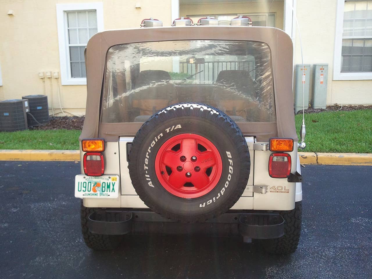 1995 Jeep Wrangler Sahara Jurassic Park