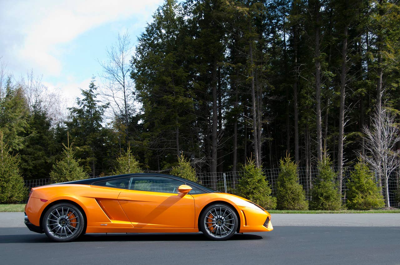2011 Lamborghini Gallardo LP 550-2 Bicolore side view