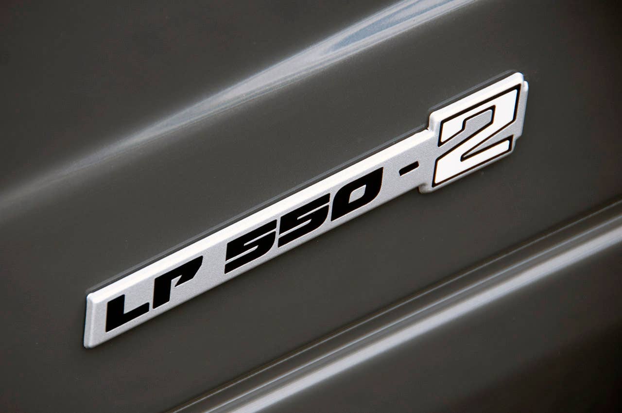 2011 Lamborghini Gallardo LP 550-2 Bicolore badge